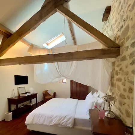 Bed & Breakfast Maison G.h. *